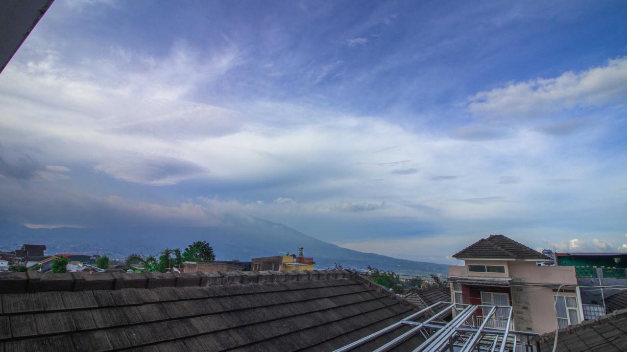 Villa El Nino 5 Bedroom Dengan Rooftop Mountain View Бату Экстерьер фото